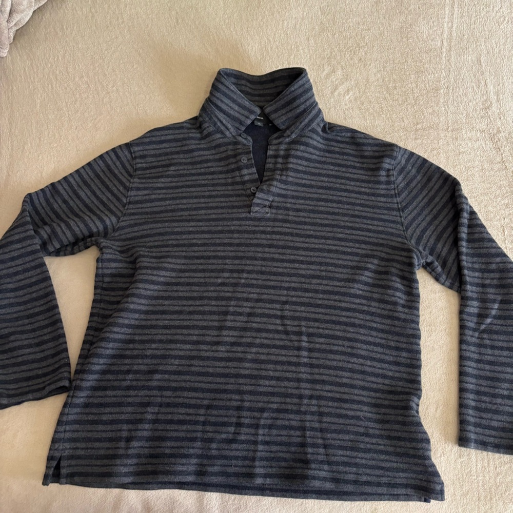Men’s Vince striped Henley long sleeve size large
